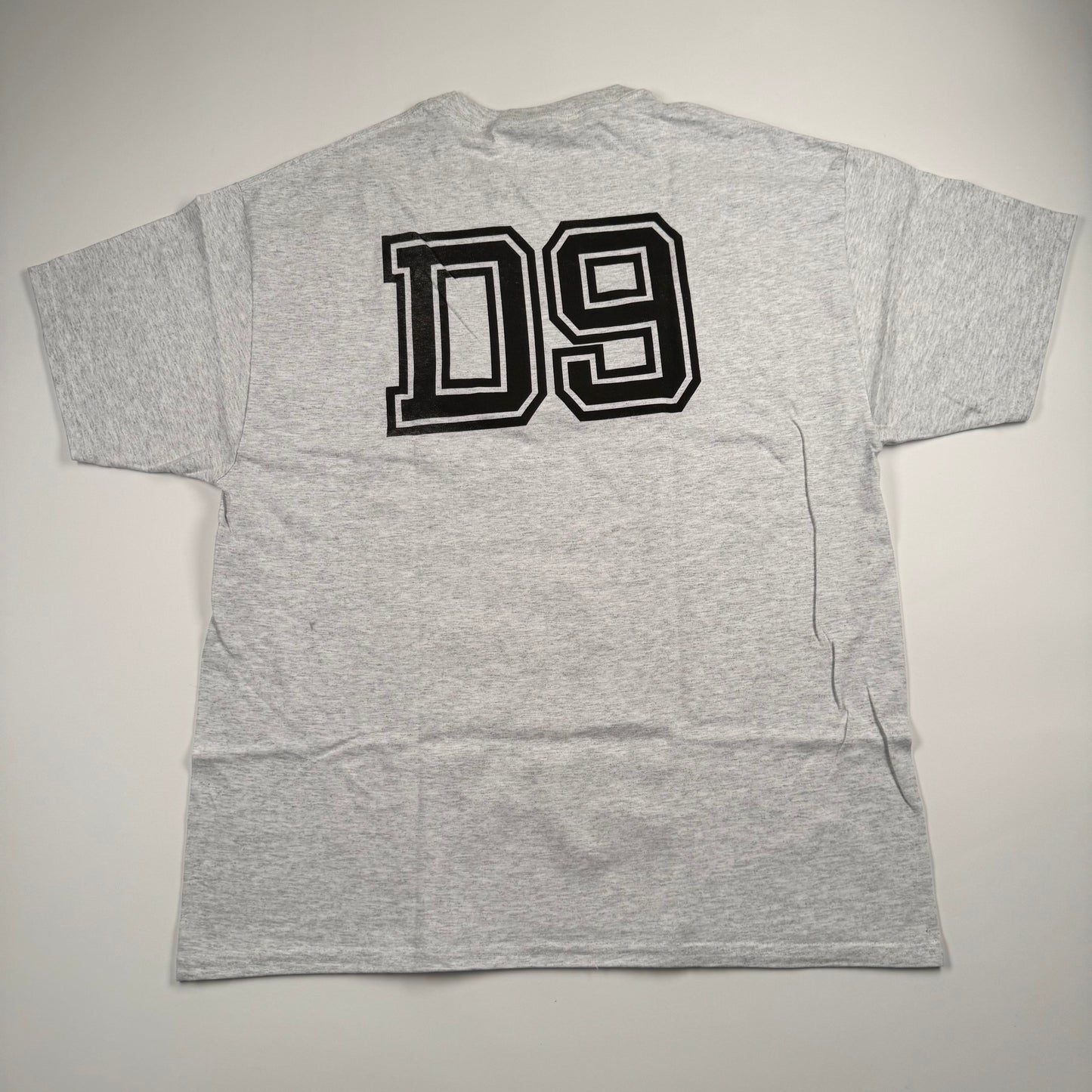 District 9 Shirt XL