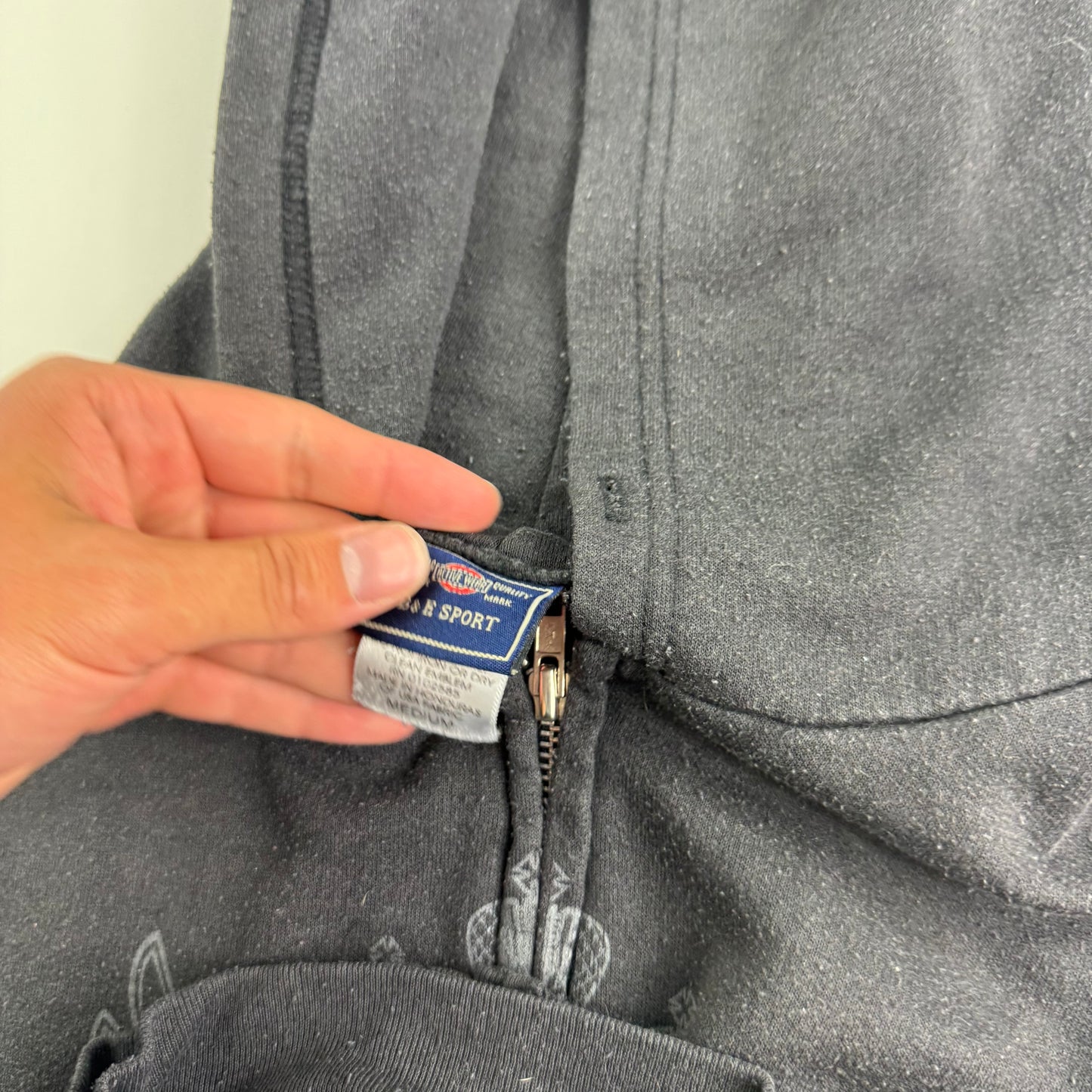 Vintage 2000s Turmoil Zip Up Sweatshirt Medium