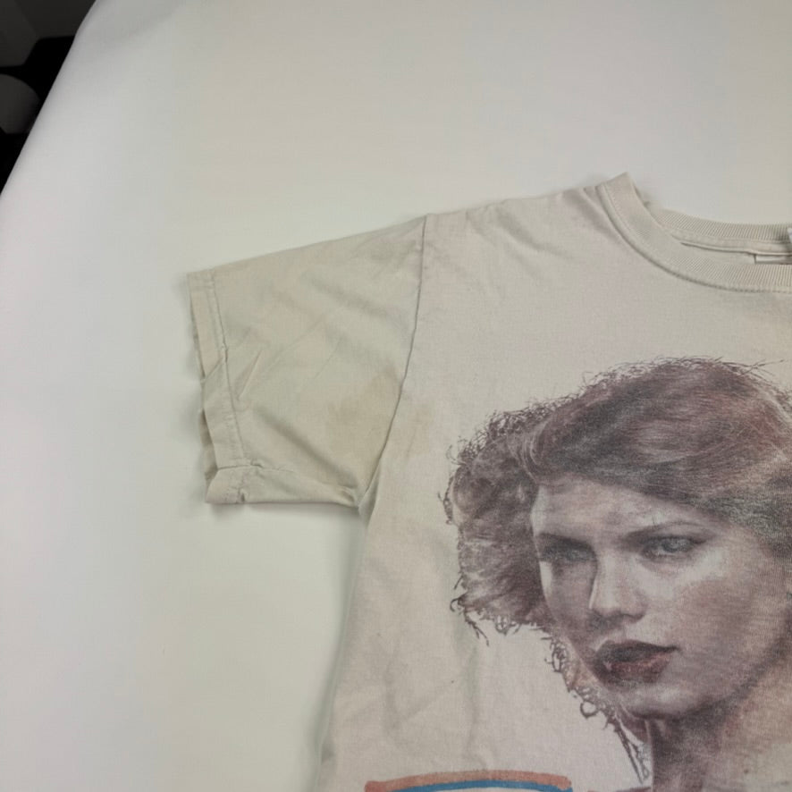 2011 Taylor Swift Shirt Small