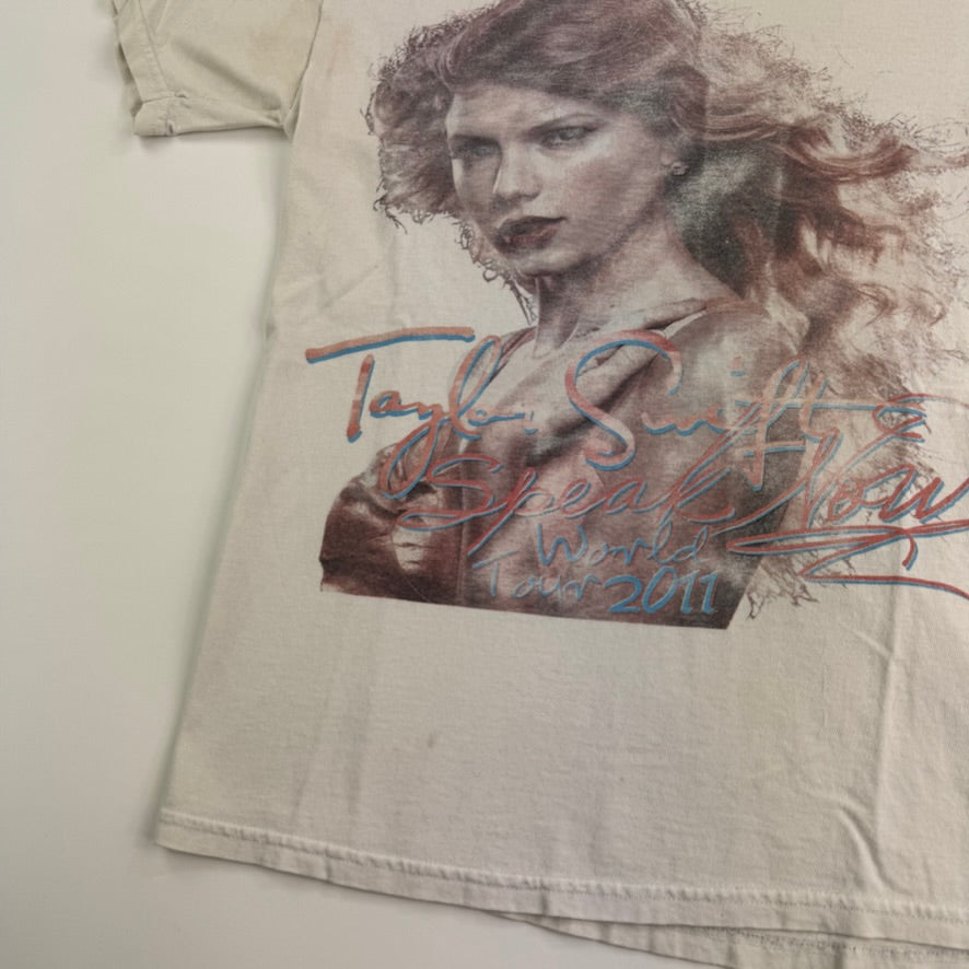 2011 Taylor Swift Shirt Small