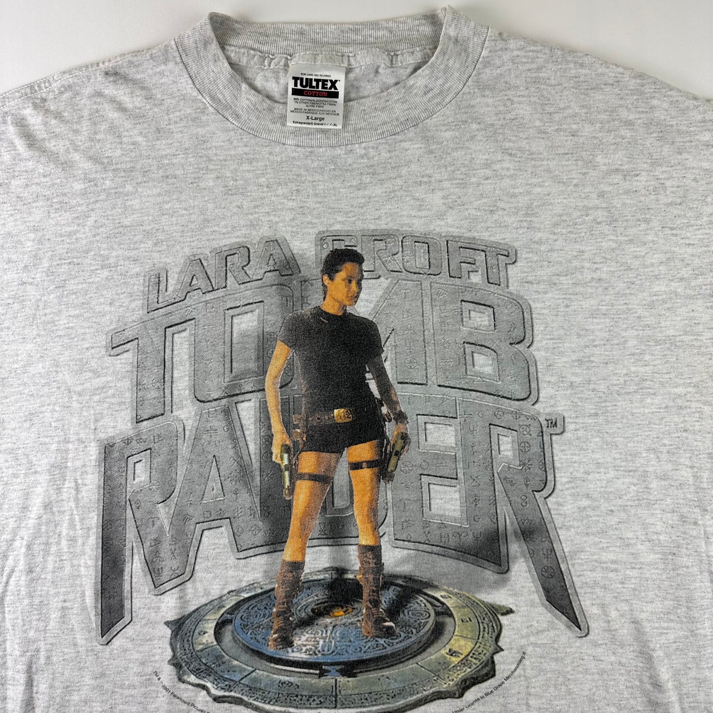 Vintage 2001 Lara Croft Tomb Raider Shirt XL