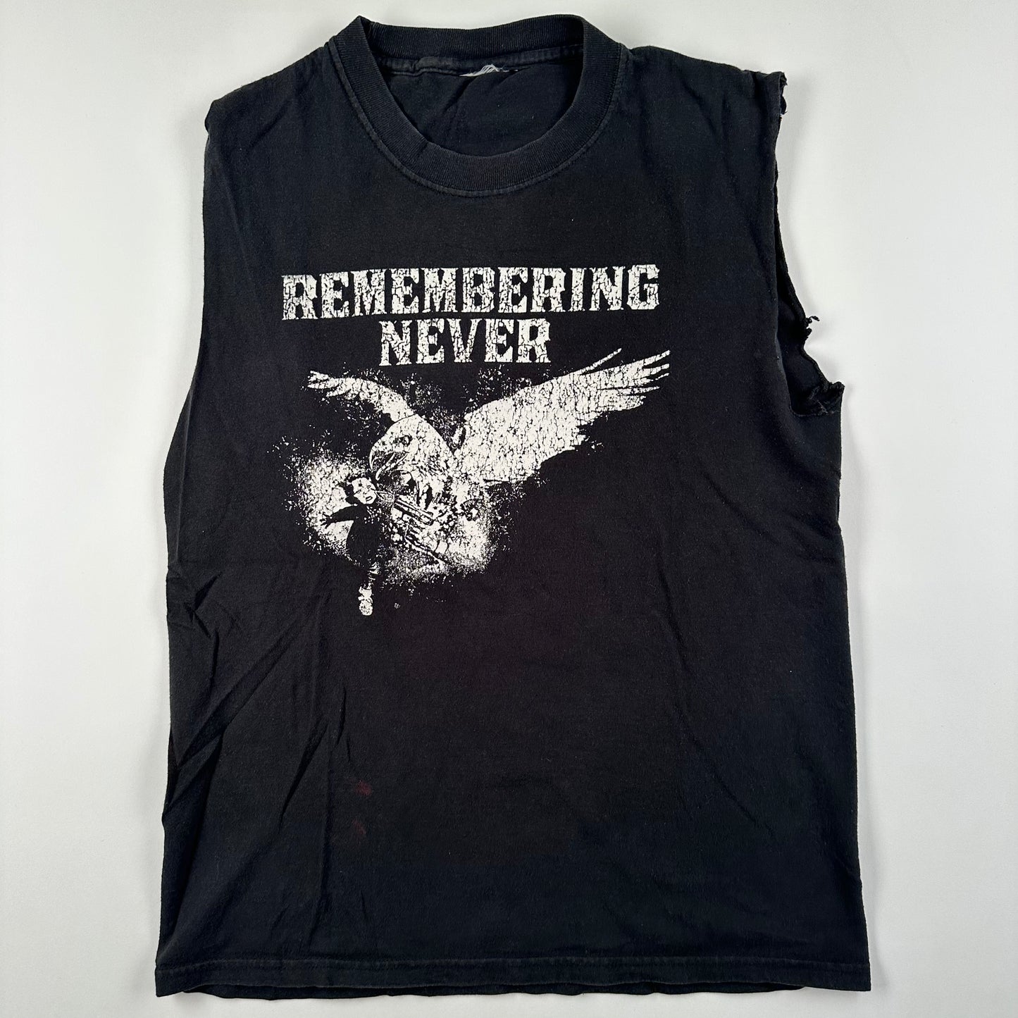 Vintage 2000s Remembering Never Sleeveless Shirt Medium