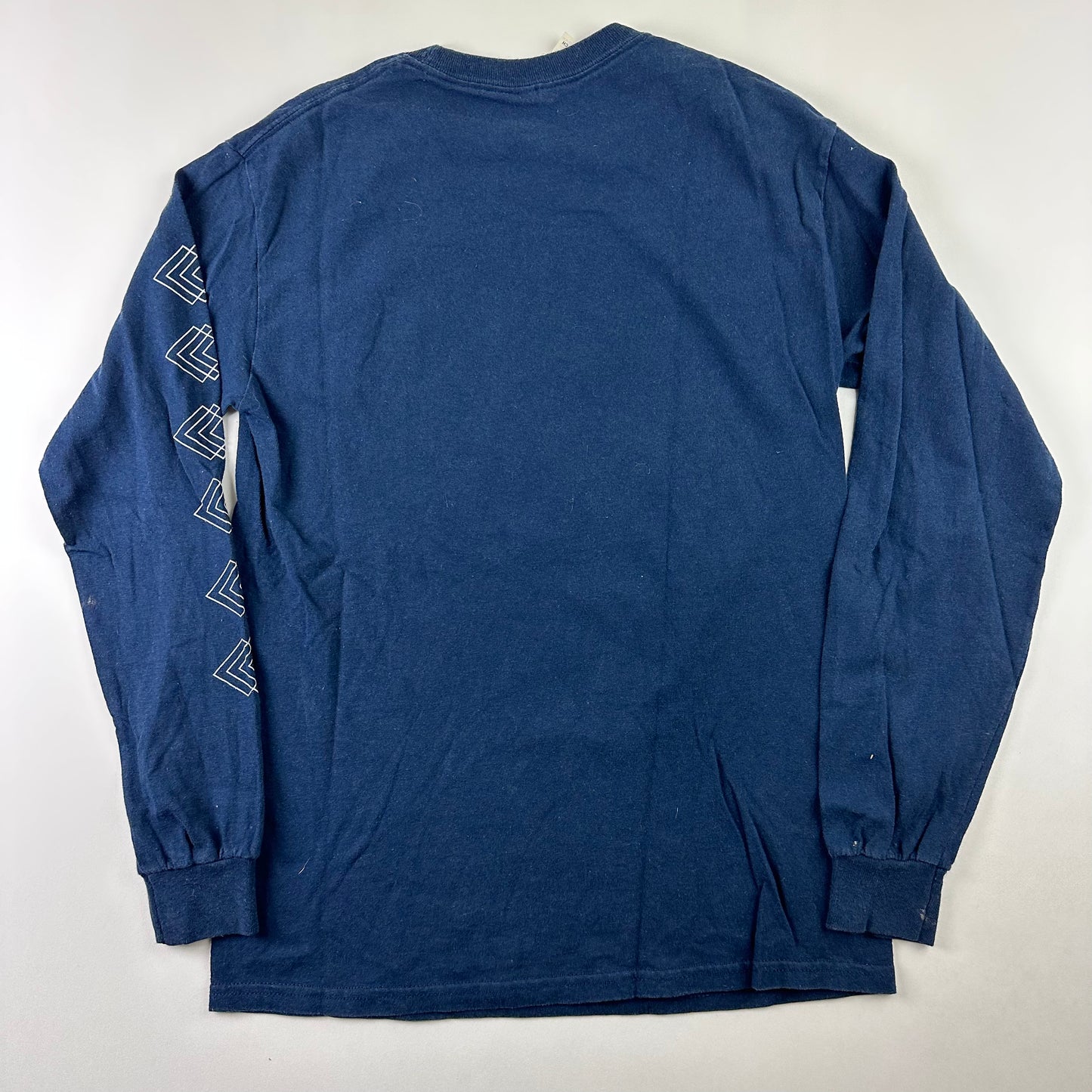 Title Fight Long Sleeve Shirt Small Hyperview