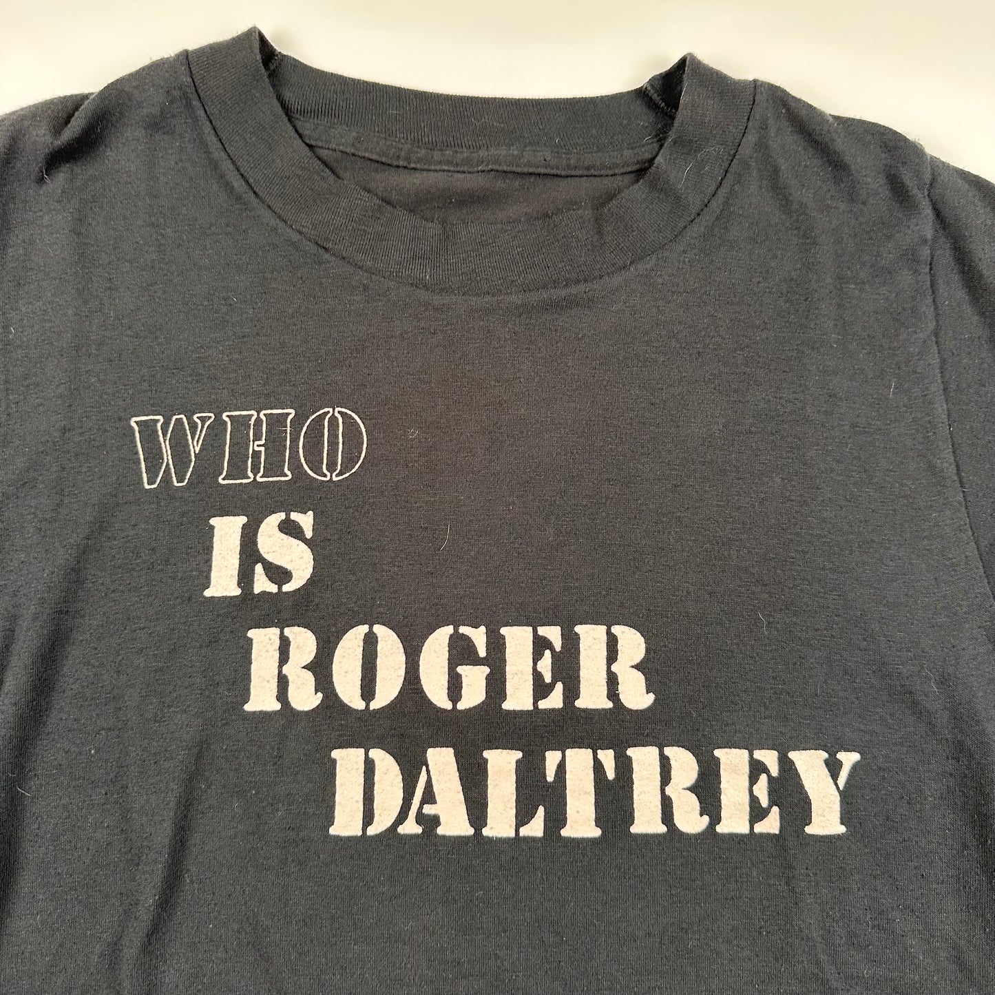 Vintage 1980 Who Is Roger Daltrey Shirt Medium