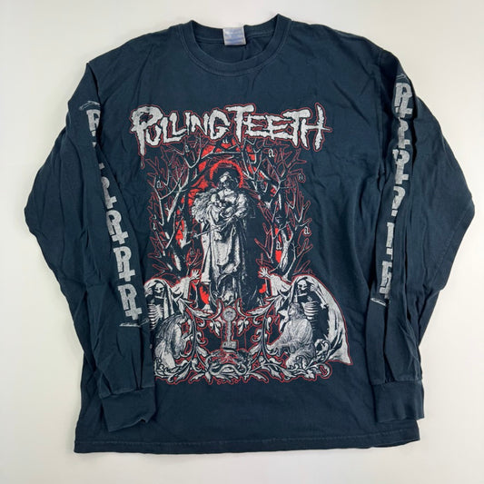Pulling Teeth Long Sleeve Shirt Medium