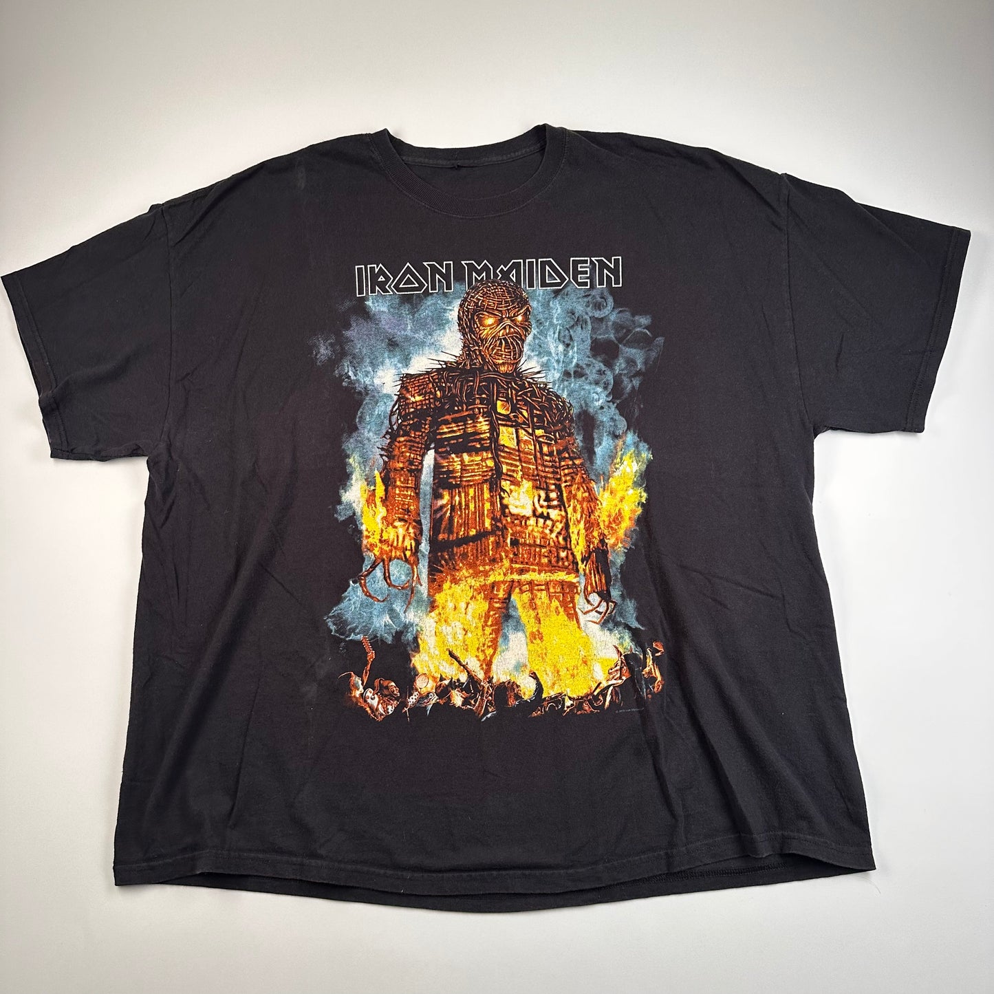 2010 Iron Maiden Shirt XXL The Final Frontier