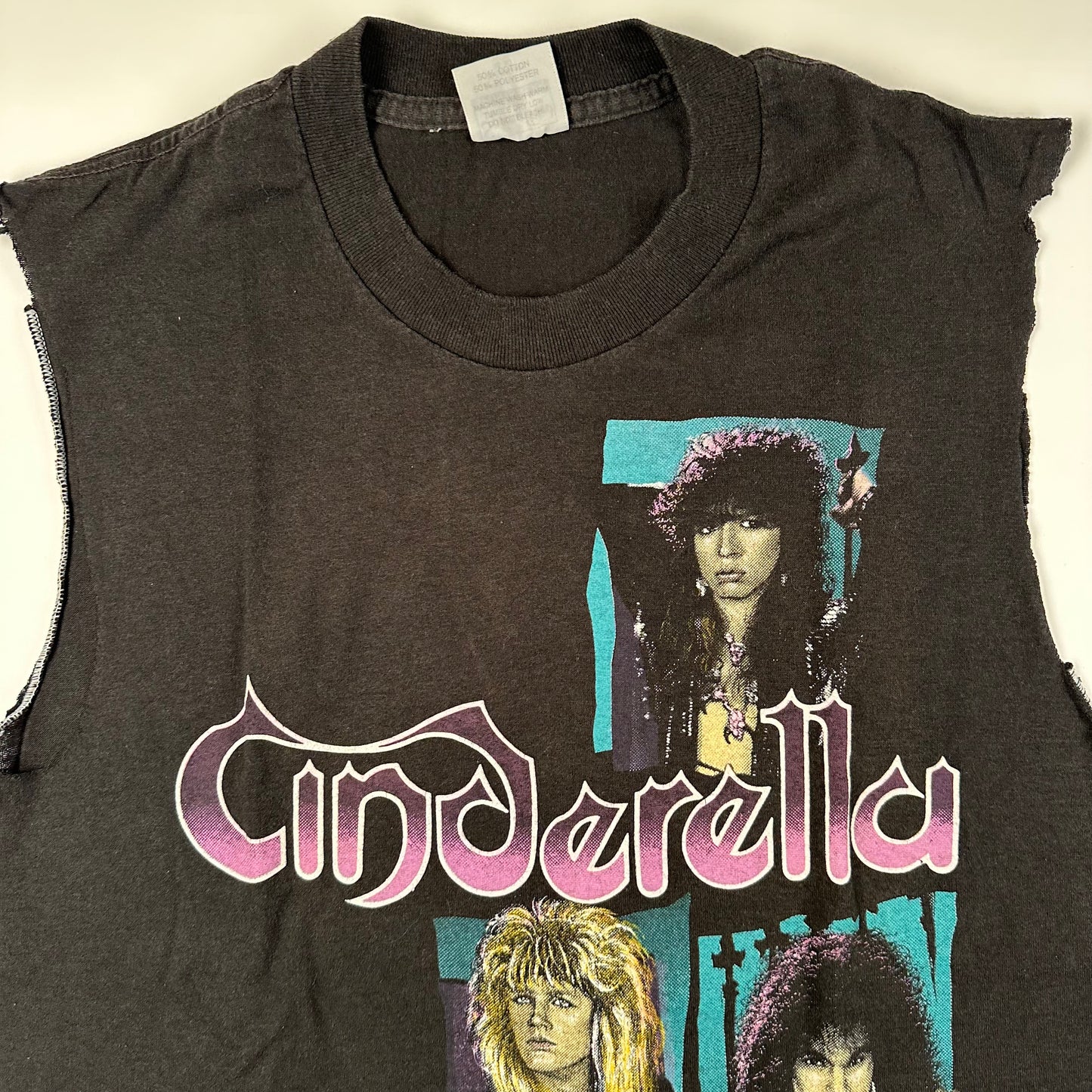 Vintage 1986 Cinderella Sleeveless Shirt Medium Shakes The USA