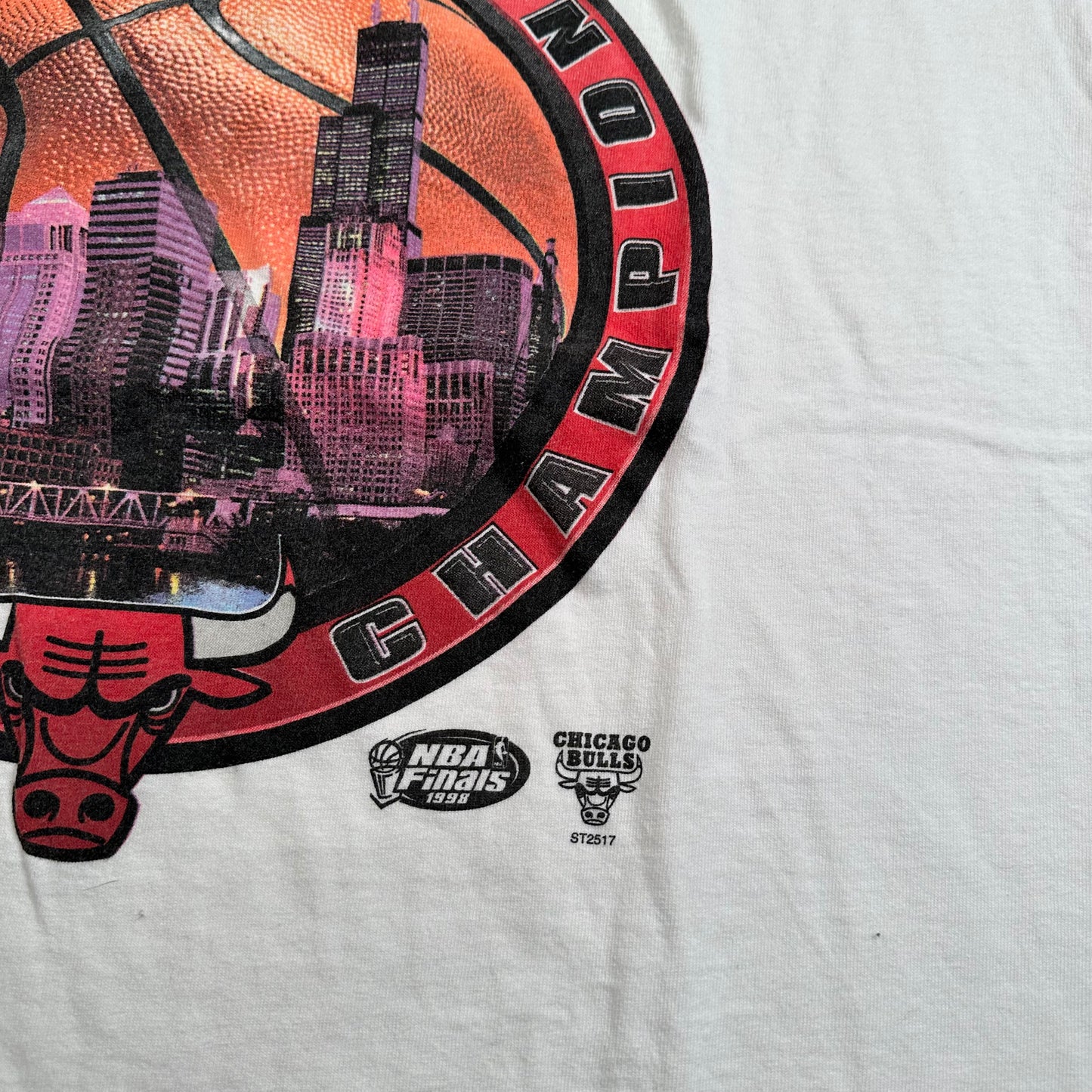 Vintage 1998 Chicago Bulls Shirt Large 3-Peat