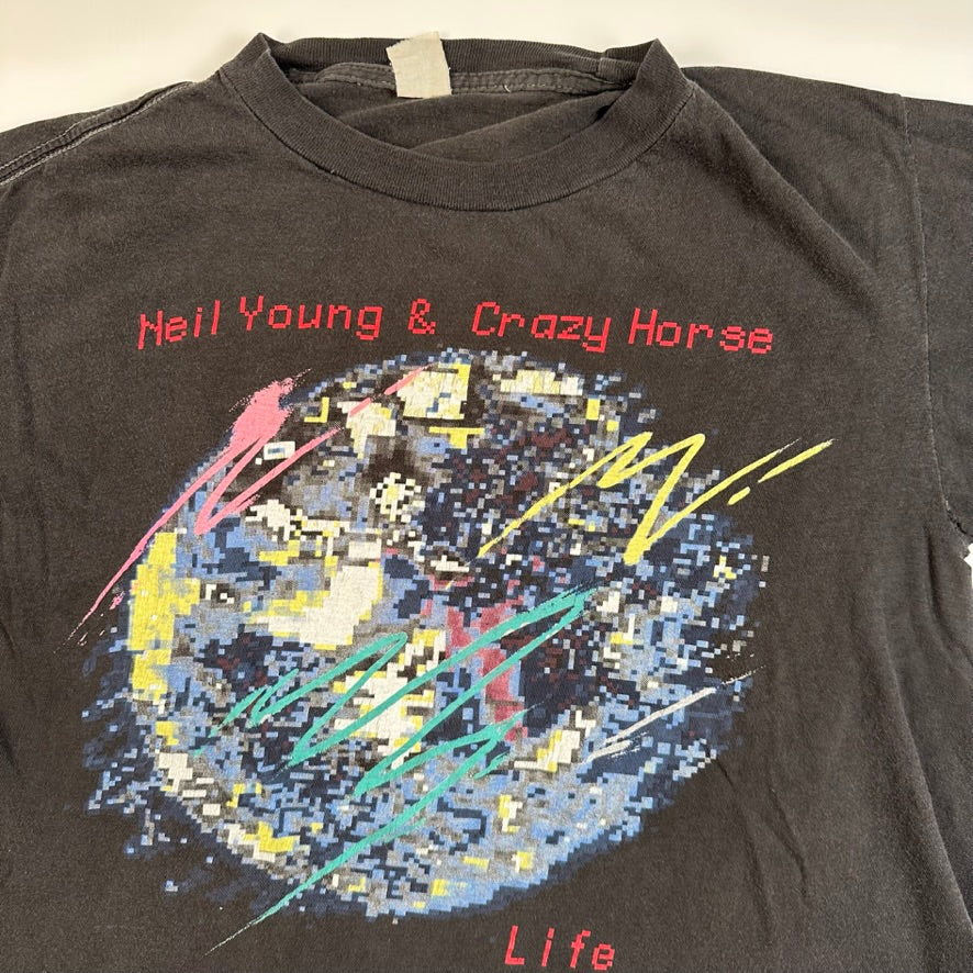 Vintage 1987 Neil Young & Crazy Horse Shirt Medium Life