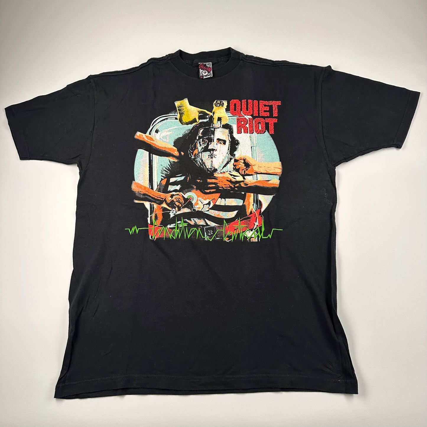 Vintage 2005 Quiet Riot Shirt XL Rocks And Never Stops