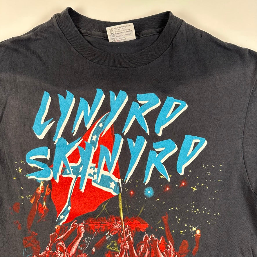 Vintage Lynyrd Skynyrd Shirt Mens XL Black Devil In The