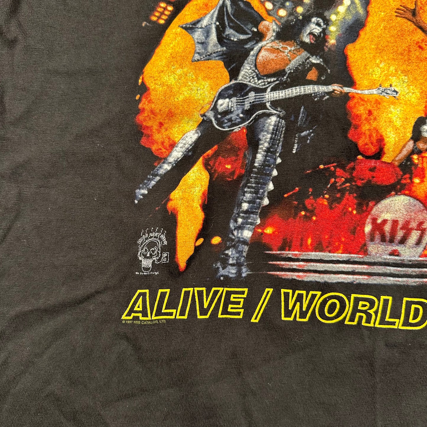 Vintage 1996 Kiss Shirt XL Alive Worldwide