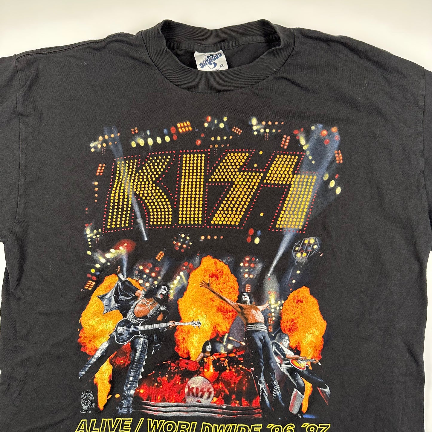 Vintage 1996 Kiss Shirt XL Alive Worldwide