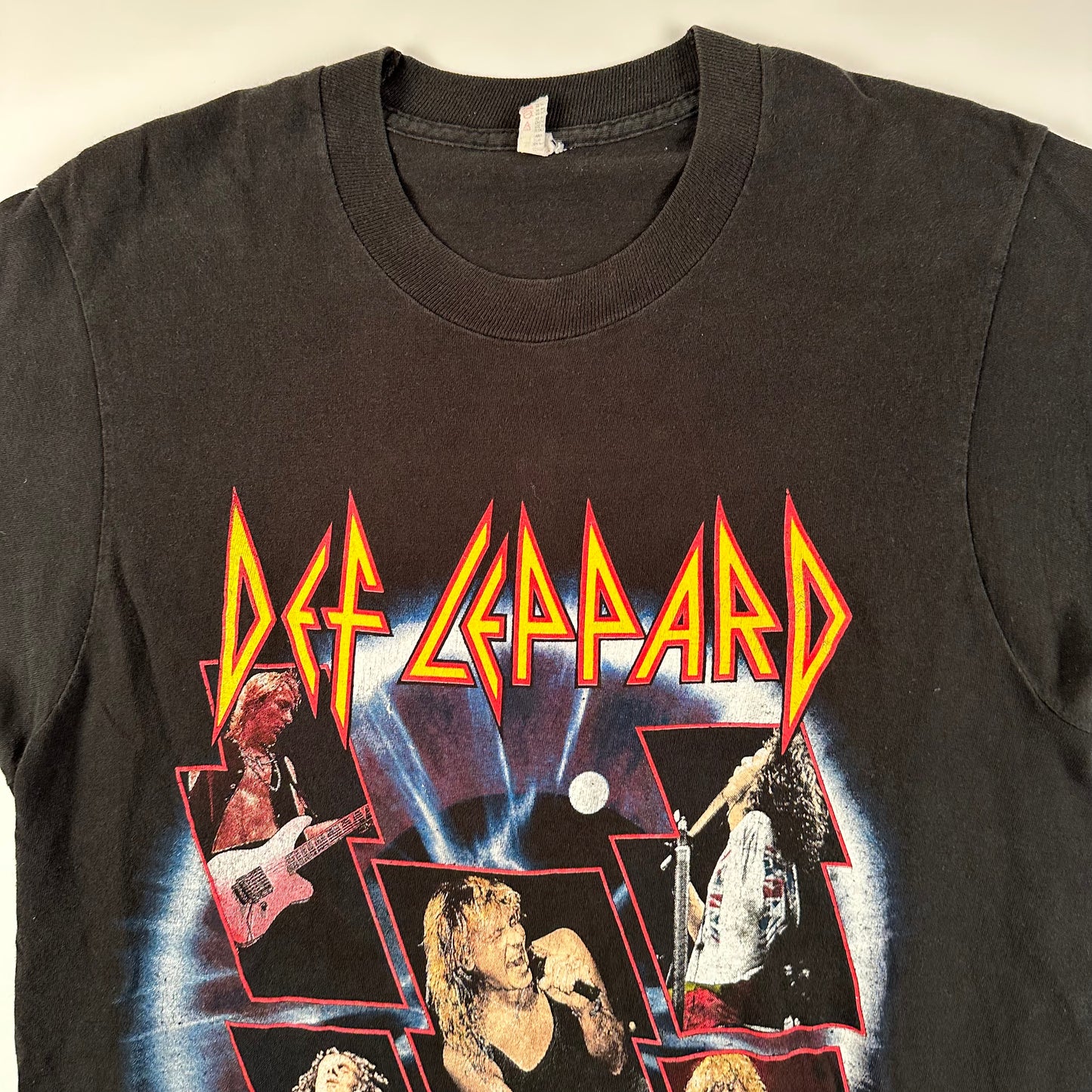 Vintage 1993 Def Leppard Shirt Medium 7-Day Weekend