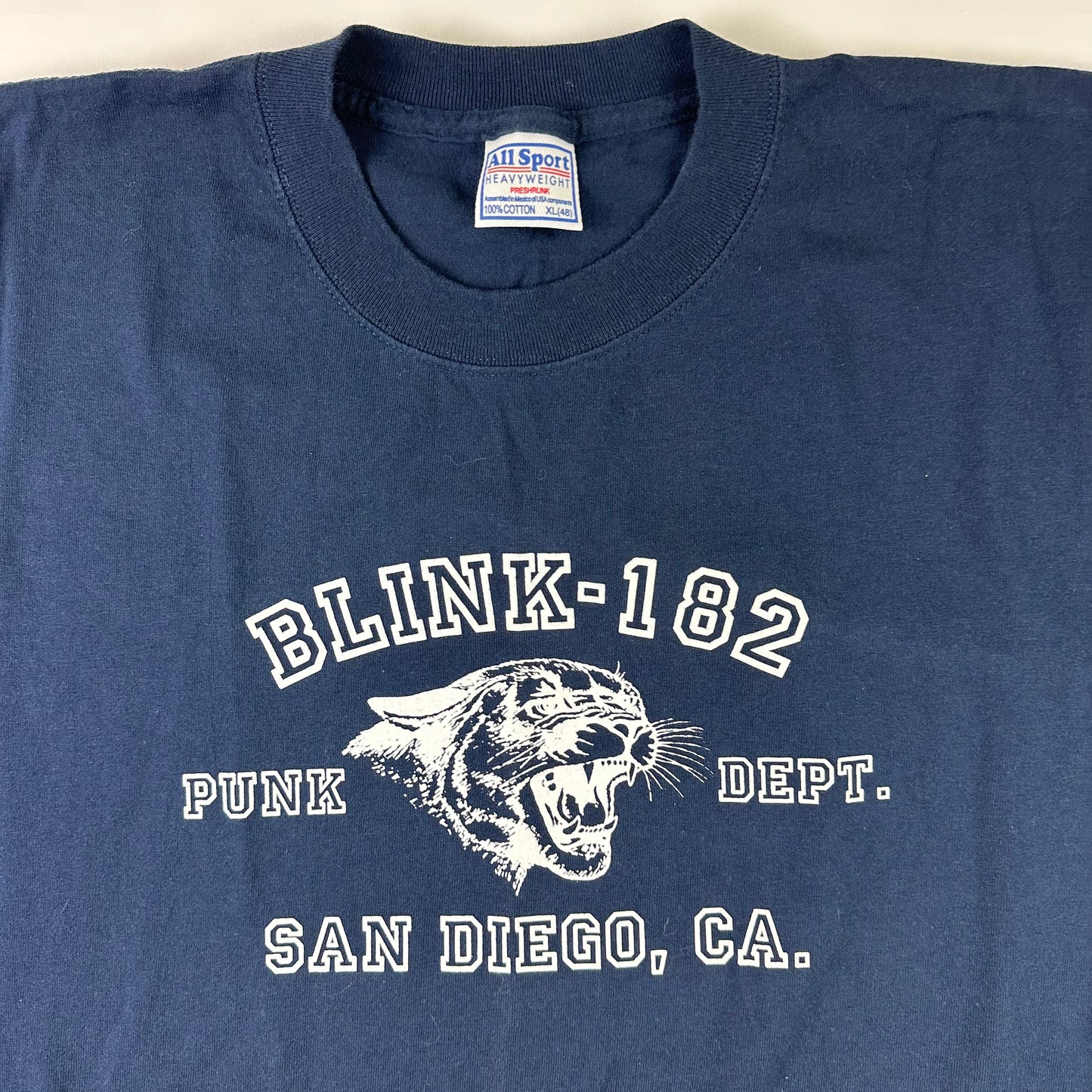 Vintage 2000s Blink-182 Shirt XL