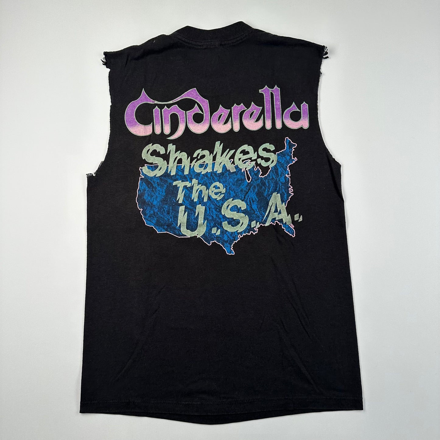 Vintage 1986 Cinderella Sleeveless Shirt Medium Shakes The USA