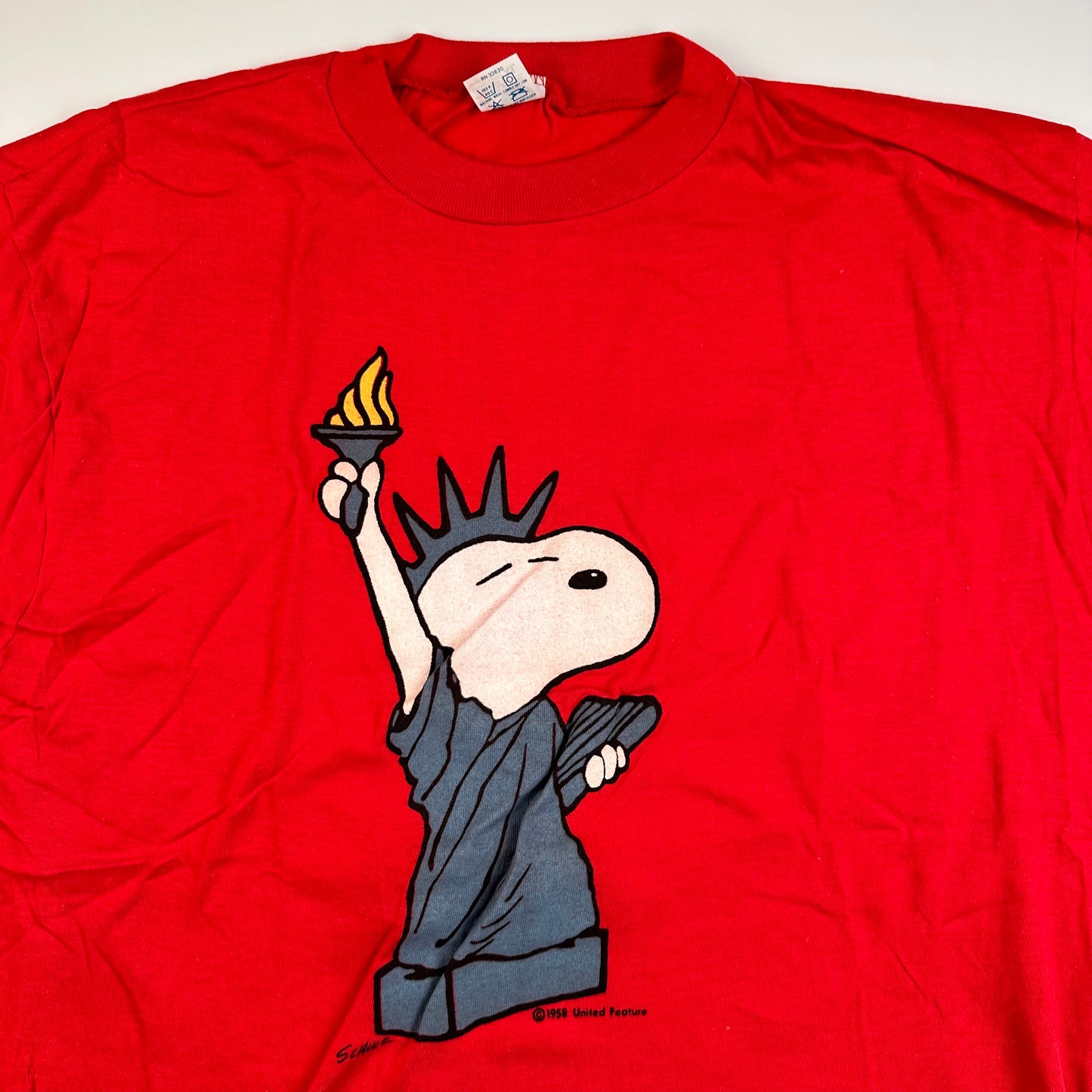 Vintage 70s Snoopy Statue Of Liberty Shirt XL