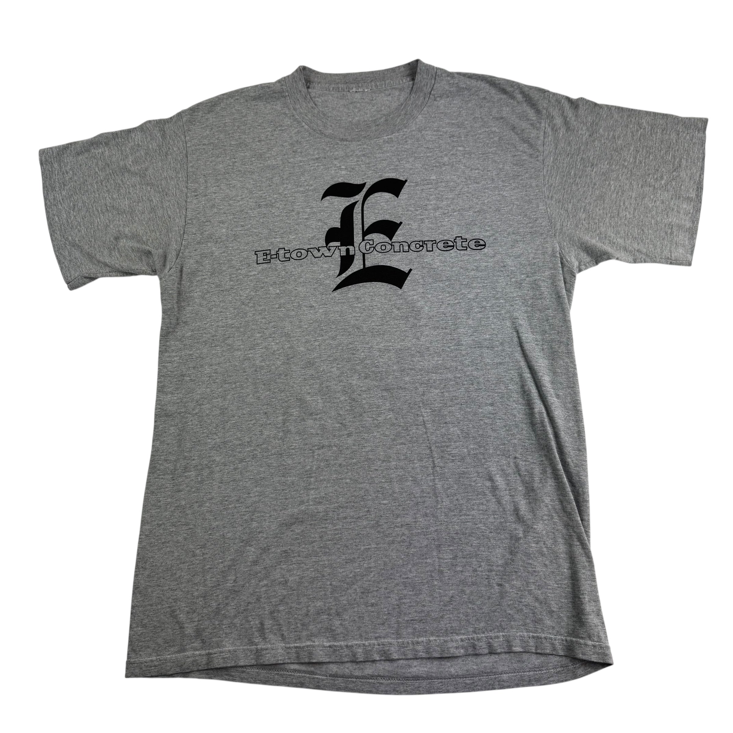 E-Town Concrete Crewneck Shirt Large – Madd Vintage