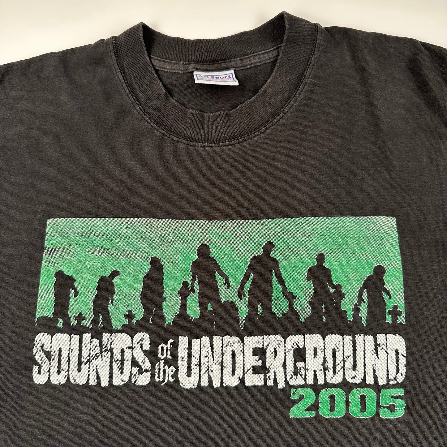 Vintage 2005 Sounds Of The Underground Shirt Small