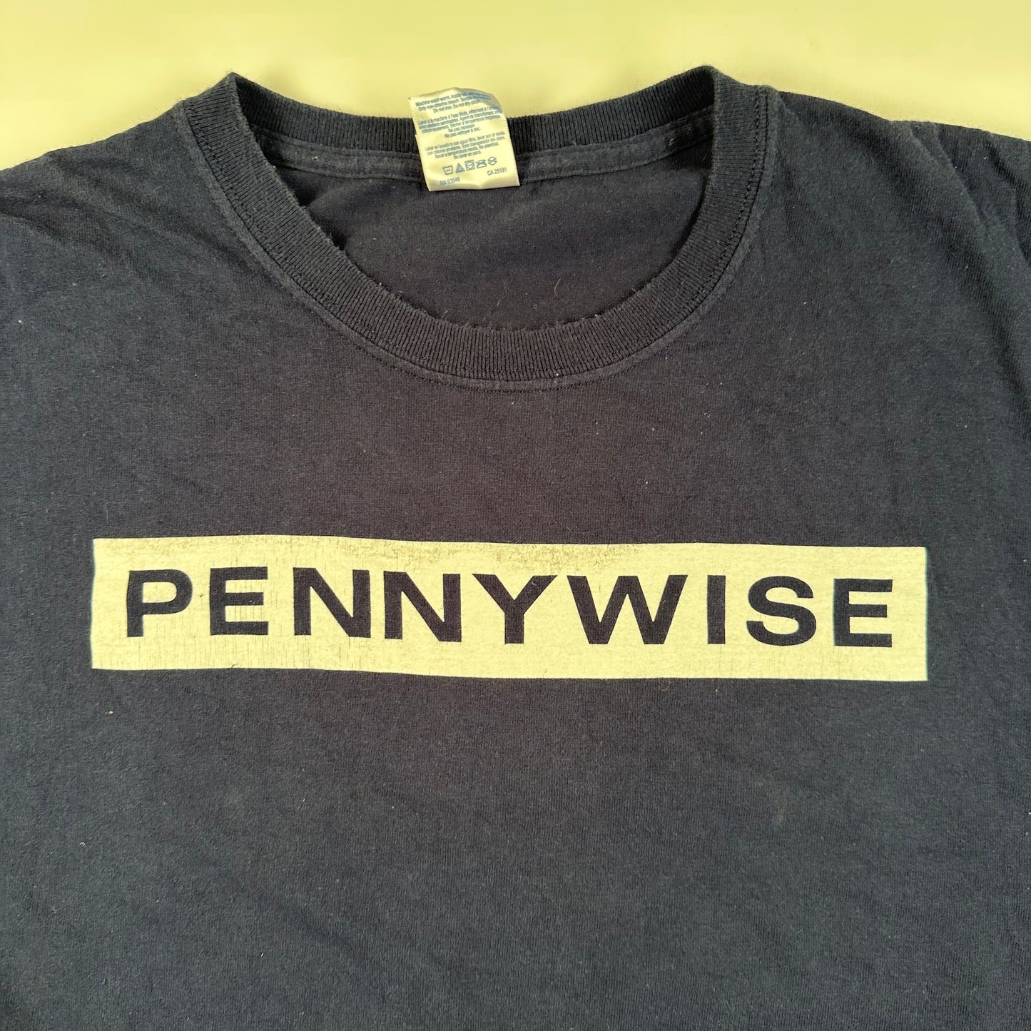 Pennywise Shirt XL