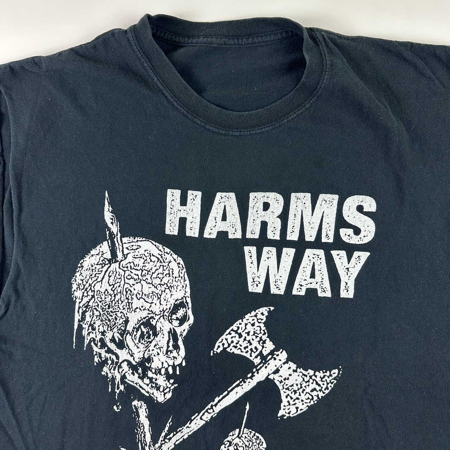 Harms Way Sleeveless Shirt Large Ease My Mind