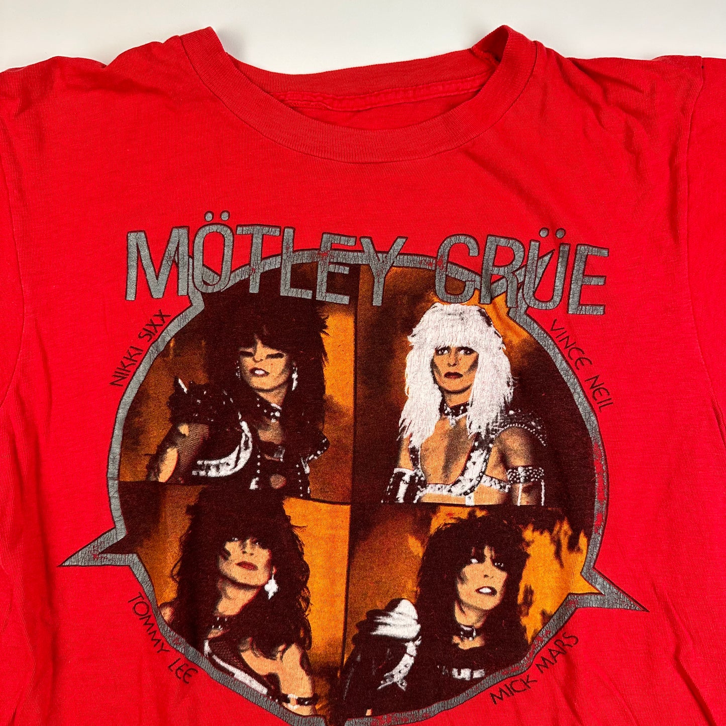 Vintage 1983 Motley Crue Shirt Medium Shout At The Devil 83-84