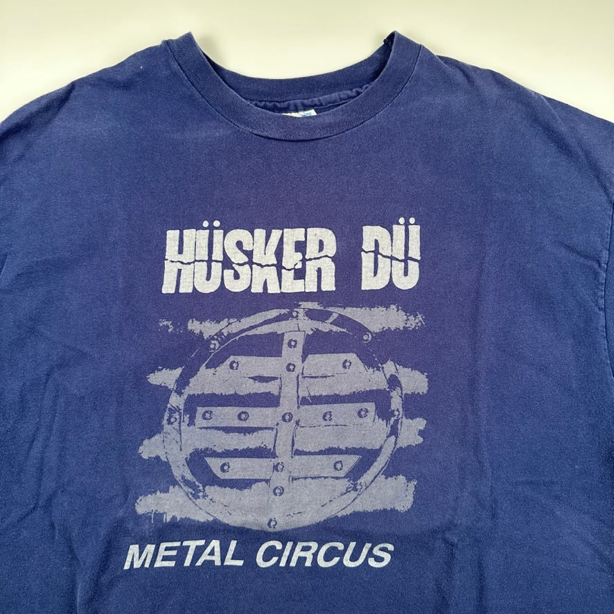 Husker du merch online