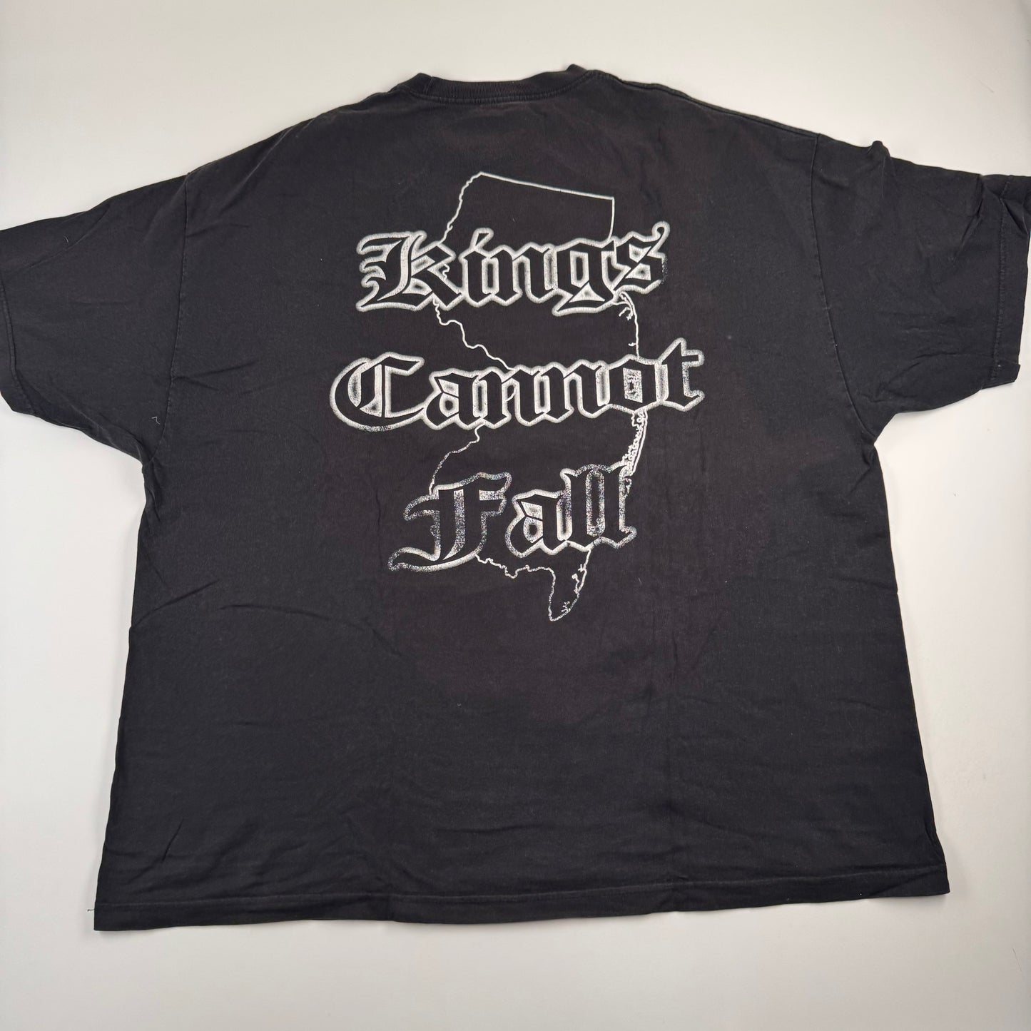 Shattered Realm Shirt XXL Home Is Where Your Blood