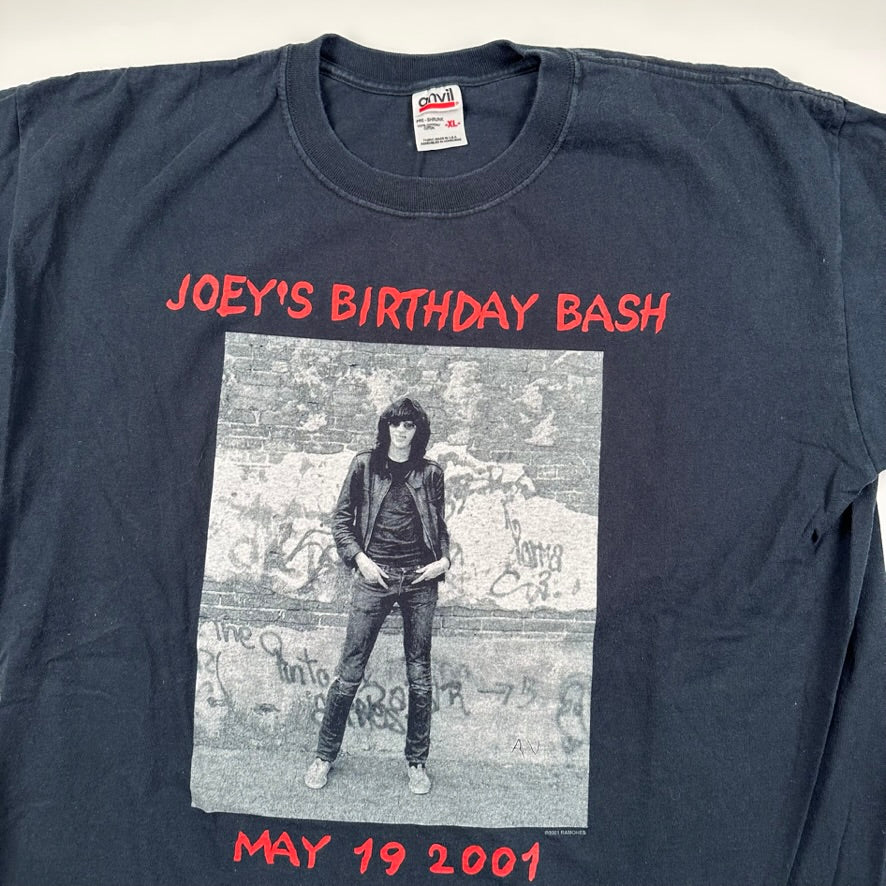 Vintage 2001 Joey's Birthday Bash Shirt XL May 19 Ramones