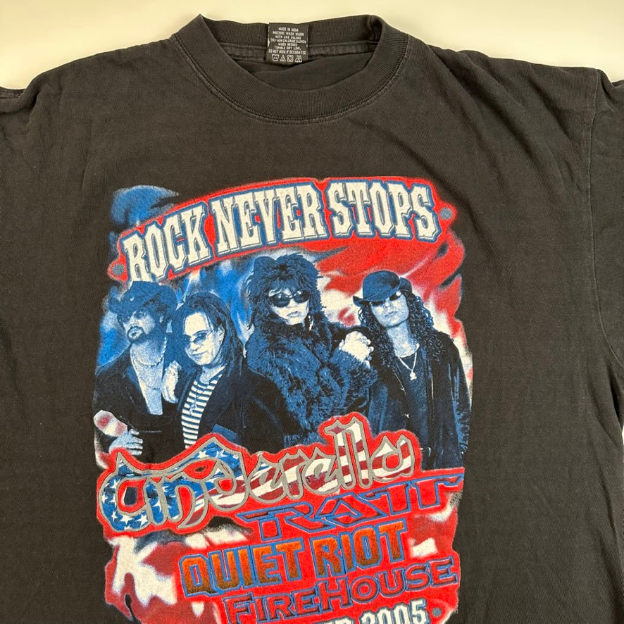 Vintage 2005 Cinderella Shirt XL Rock Never Stops